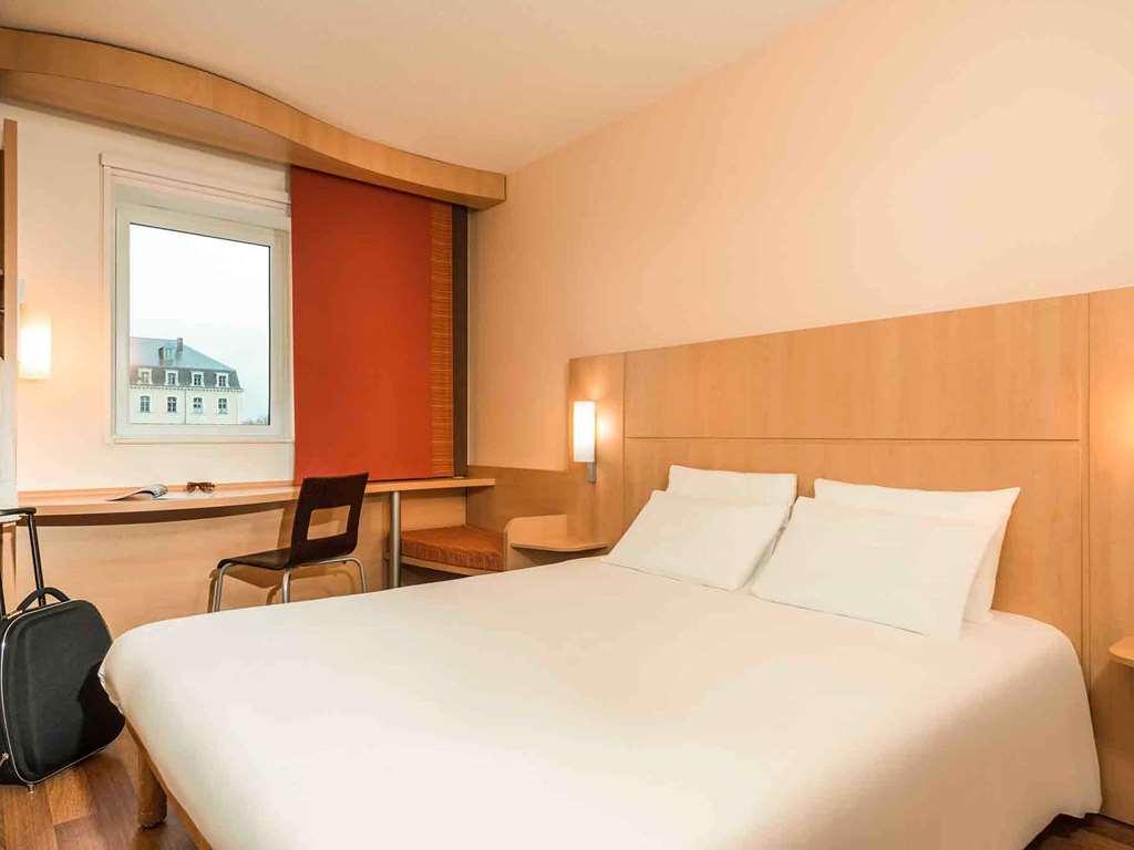 Hotel ibis Vitré Centre Habitación foto